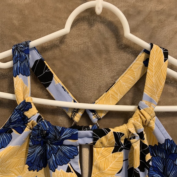 Blue/Yellow Halter Top - Picture 4 of 11